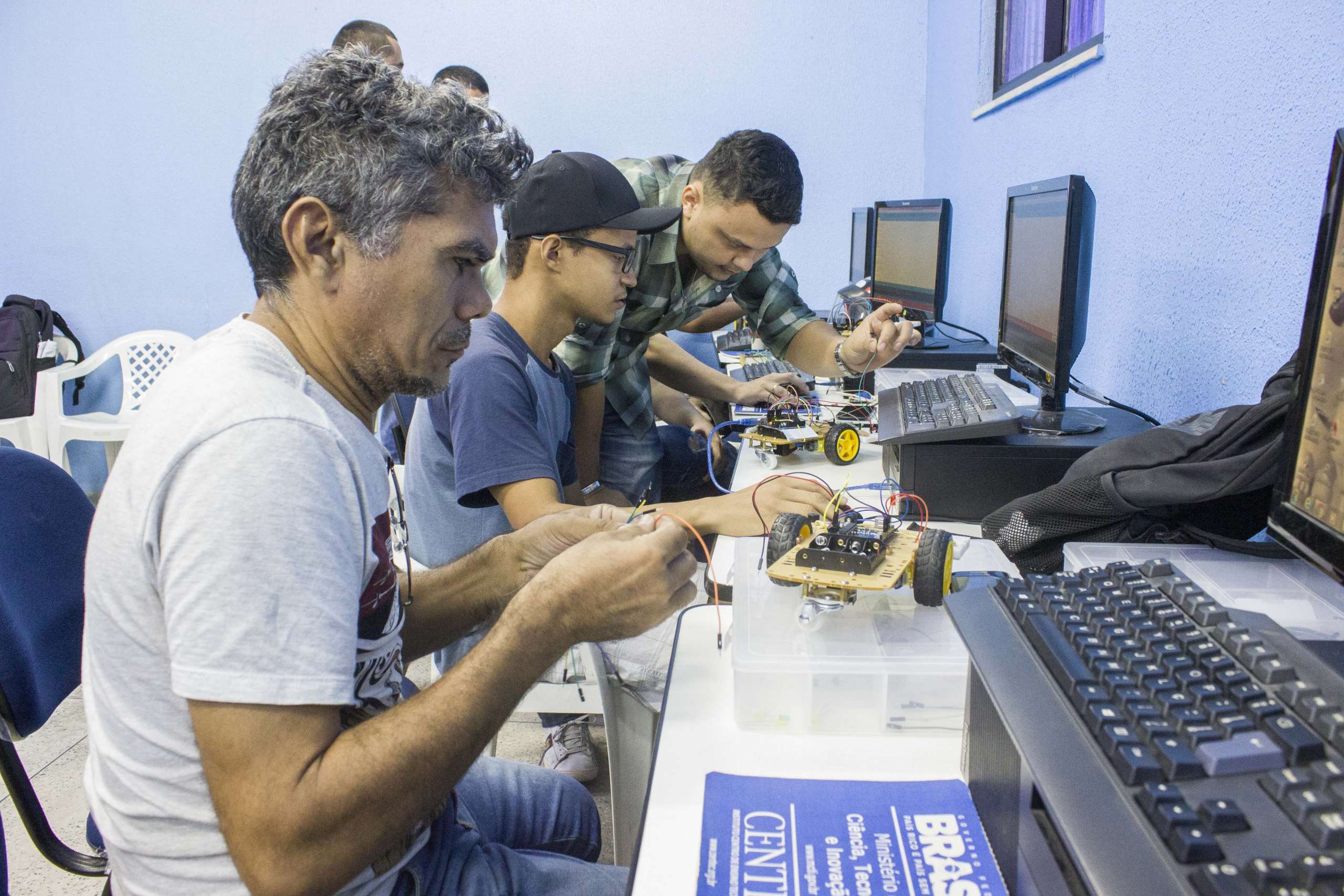 Cursos Gratuitos Secitece Centec Oferta Vagas Nesta Ter A Feira